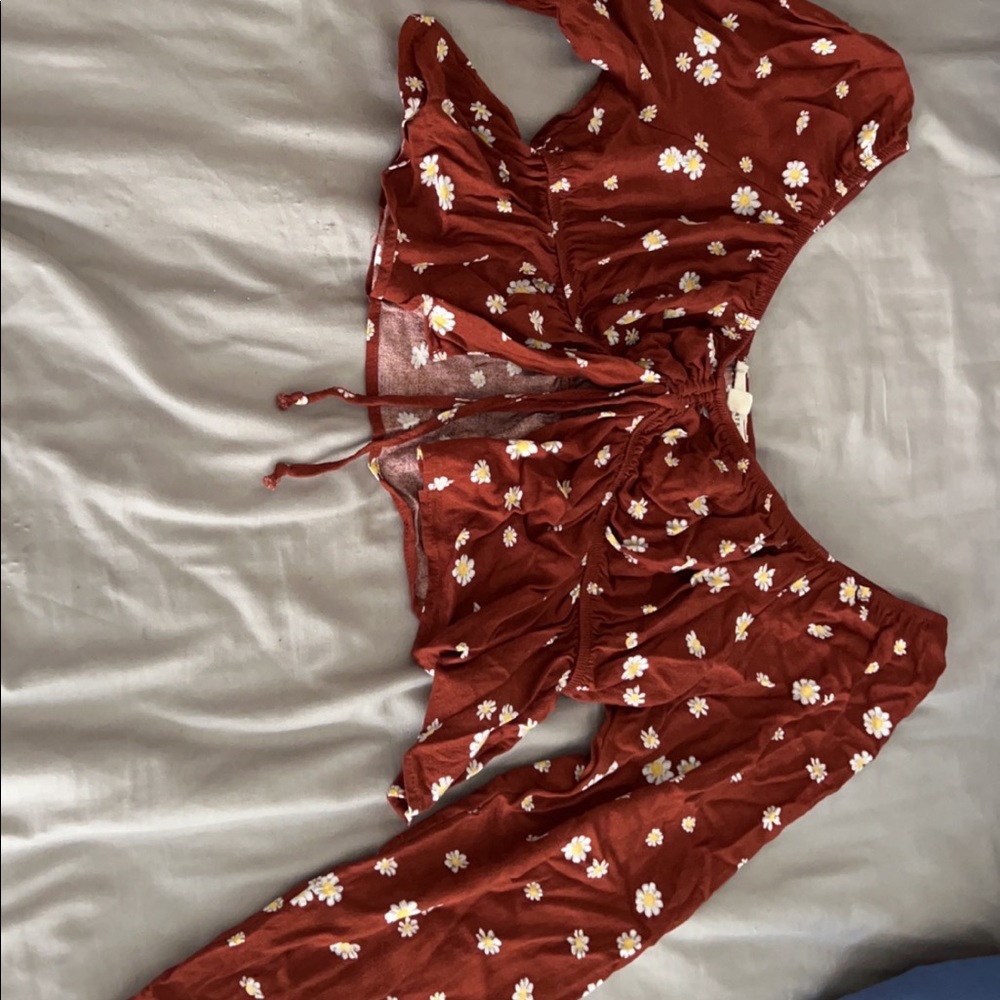 Floral cropped long sleeve